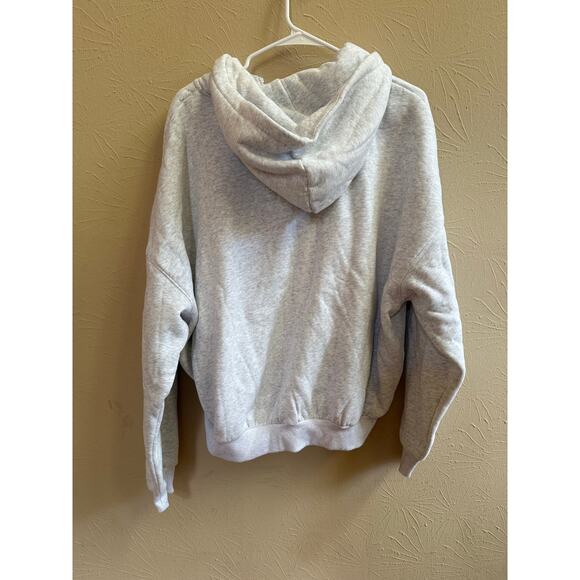 Comfrt Sweater Size XS - Picture 4 of 4